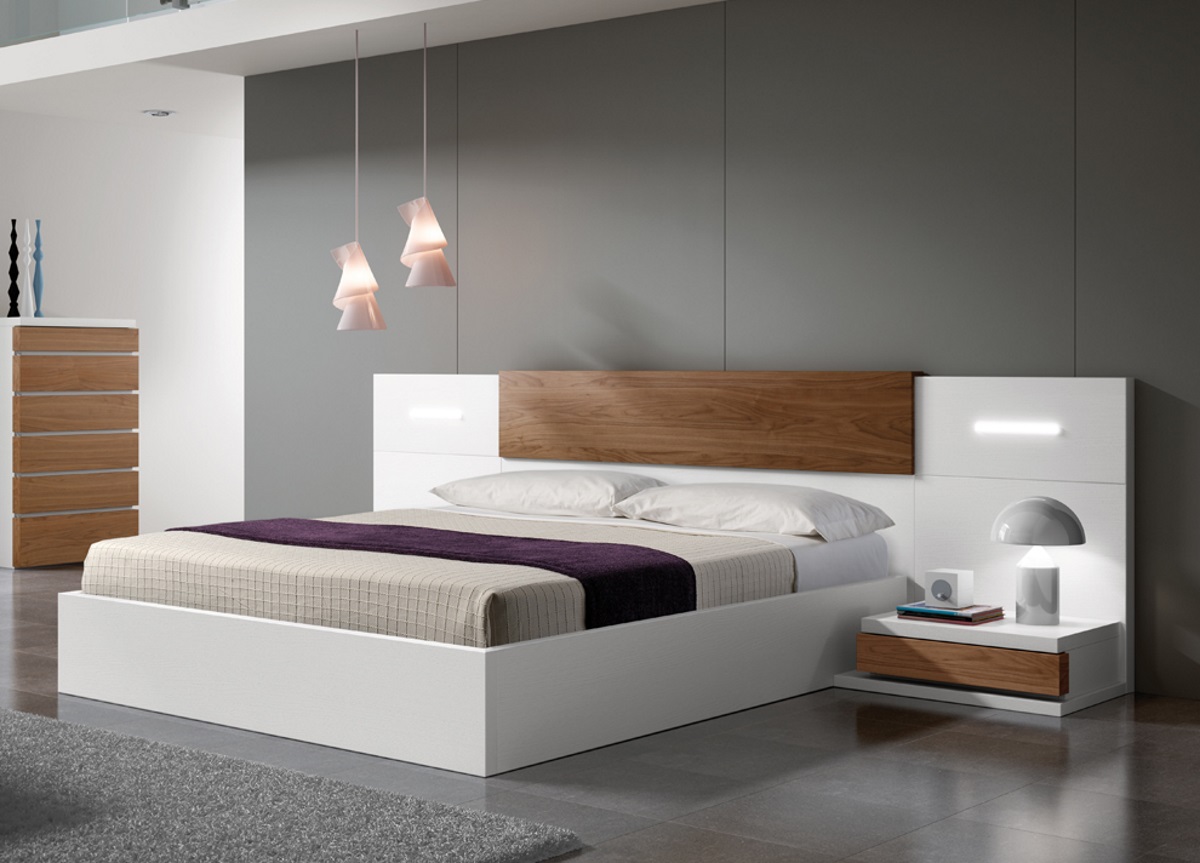 Double Bed